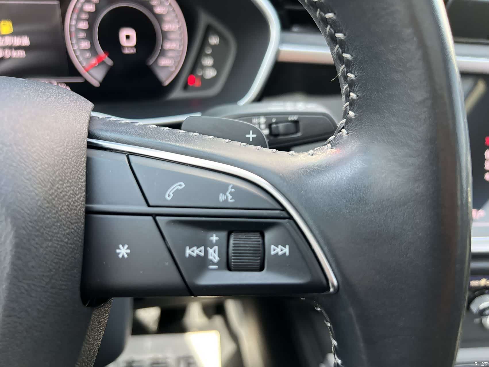 Audi Q3, 2022 13