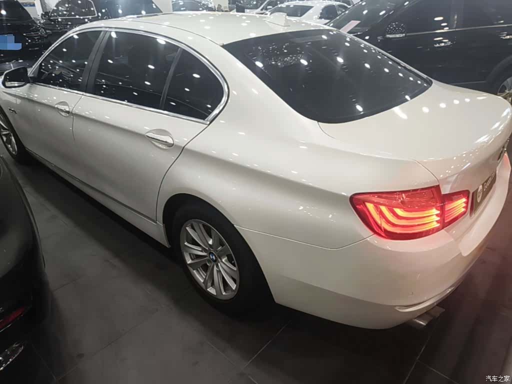 BMW 5 Series, 2015 все фото