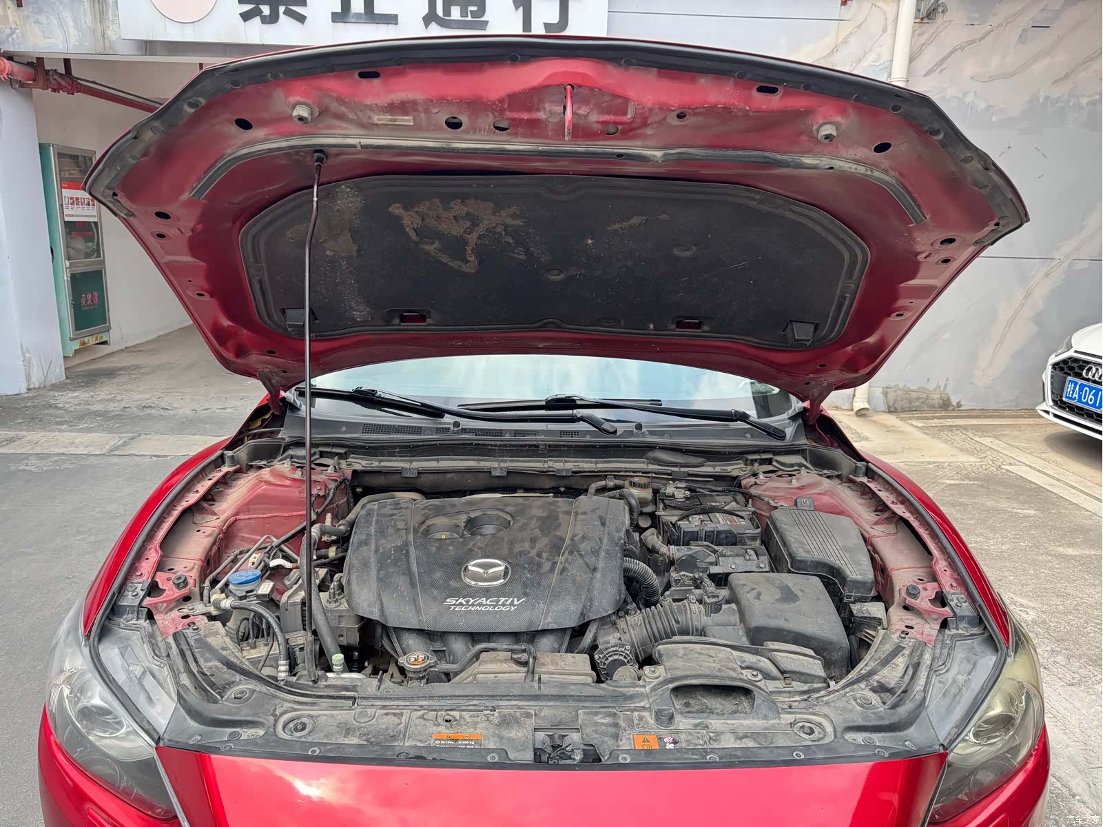 Mazda Atenza, 2013 3
