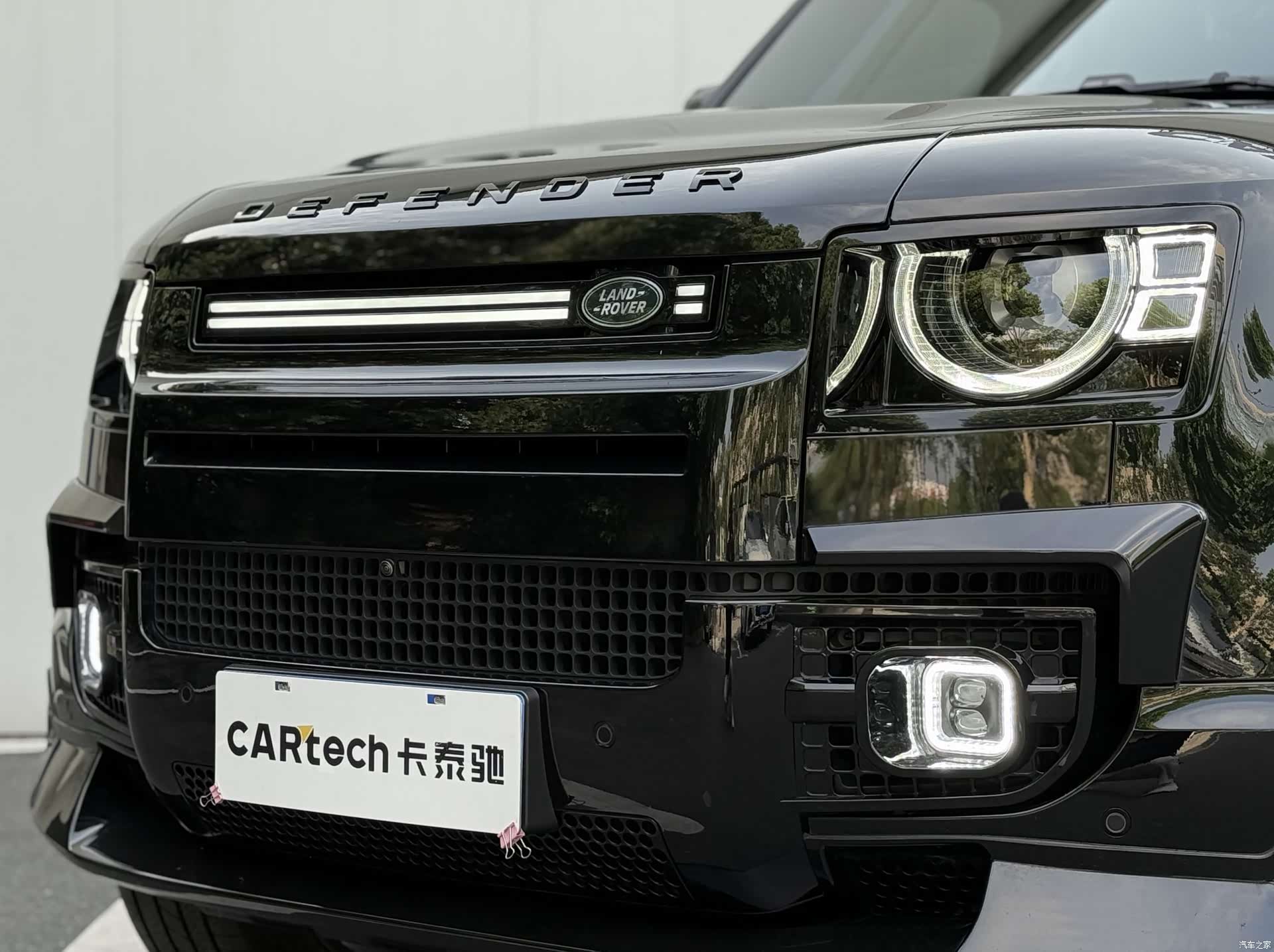 Land Rover Defender, 2025 22