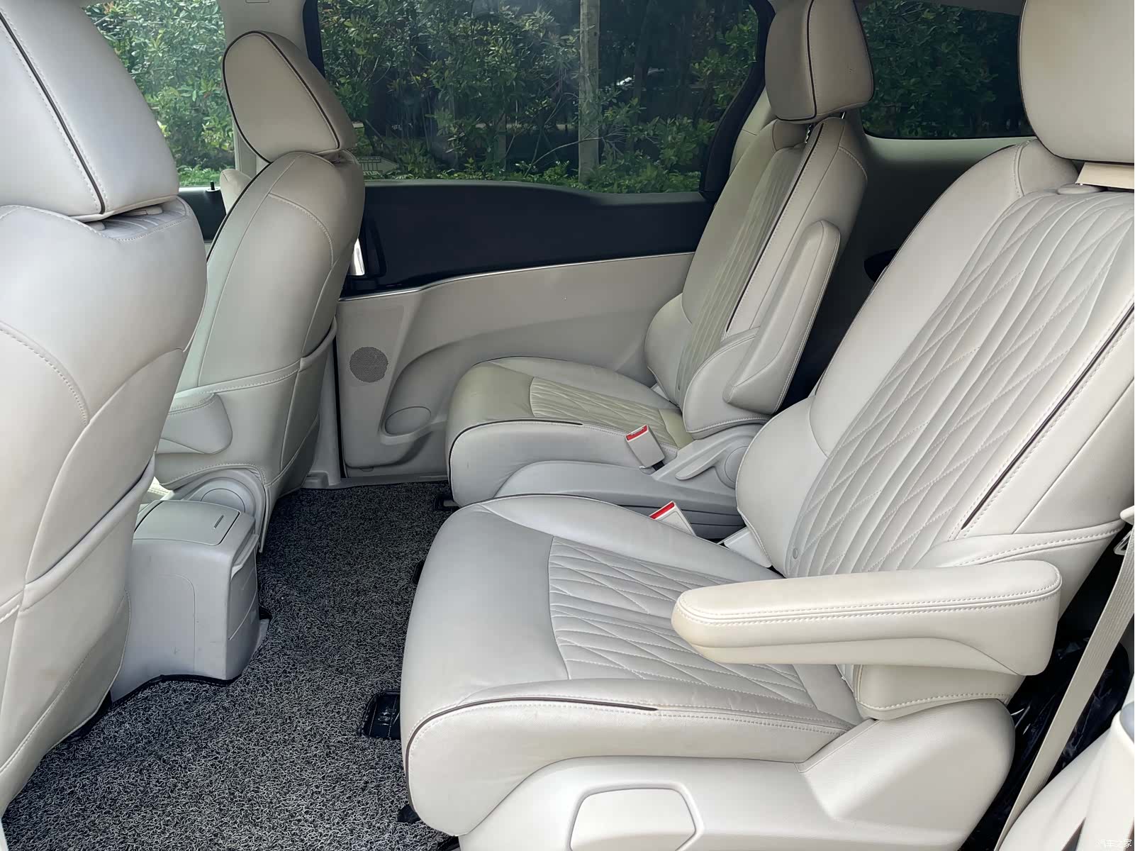 Buick GL8, 2022 7