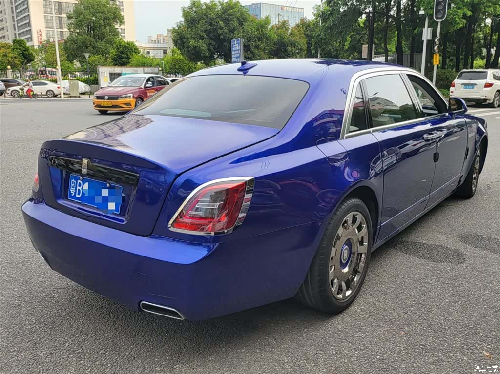 Rolls-Royce Ghost, 2014 4