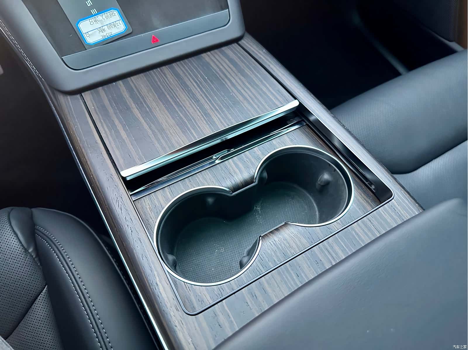 Tesla Model X, 2023 15
