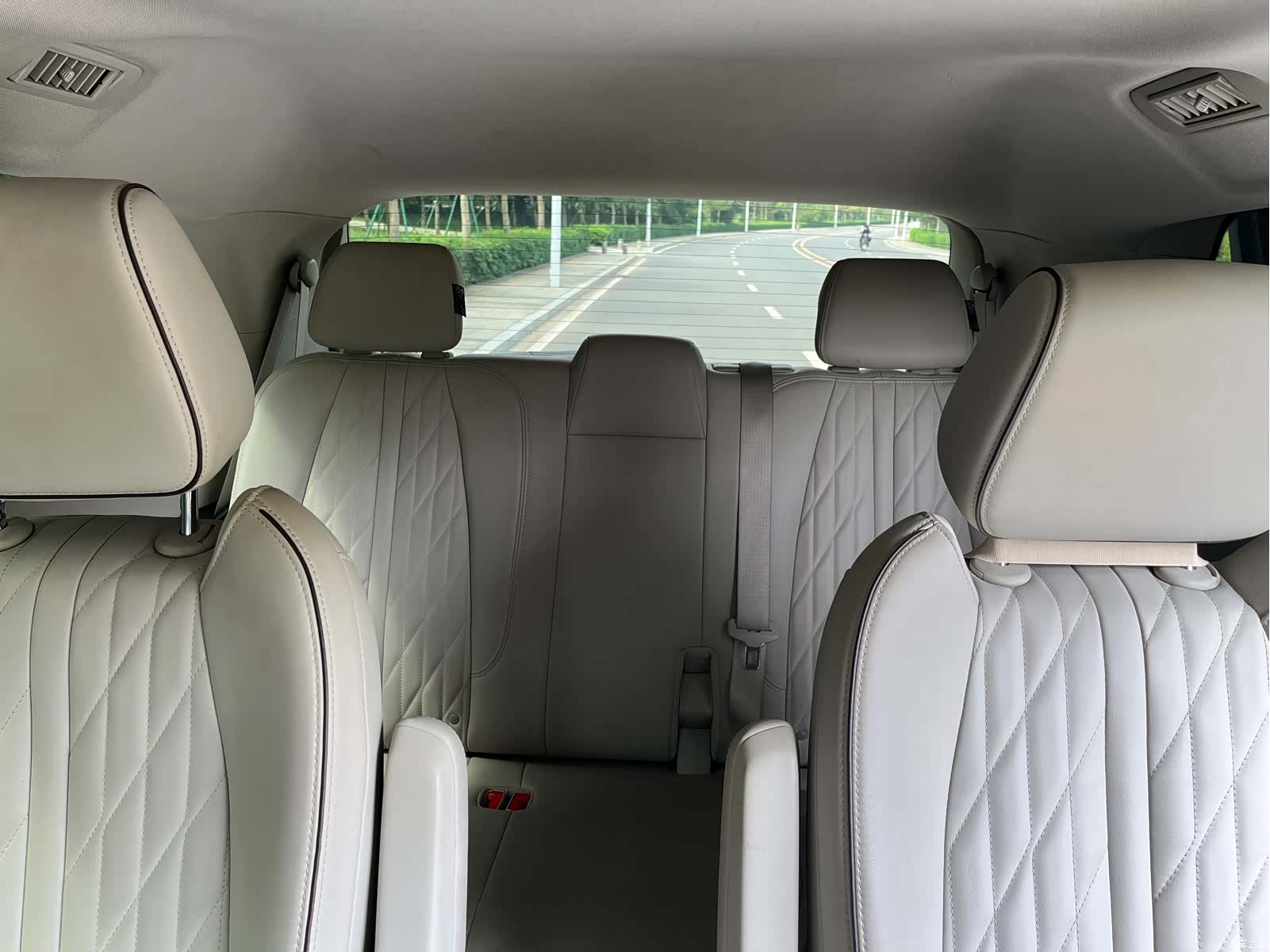 Buick GL8, 2022 11
