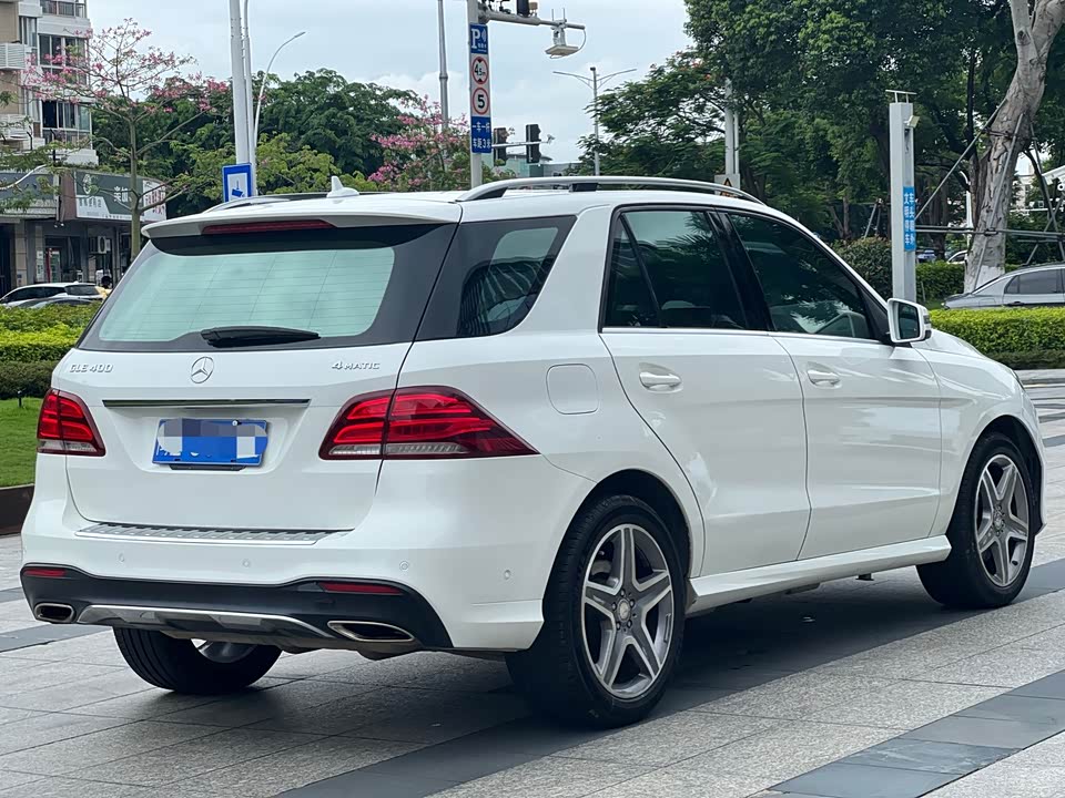 Mercedes-Benz GLE Mercedes-Benz GLE