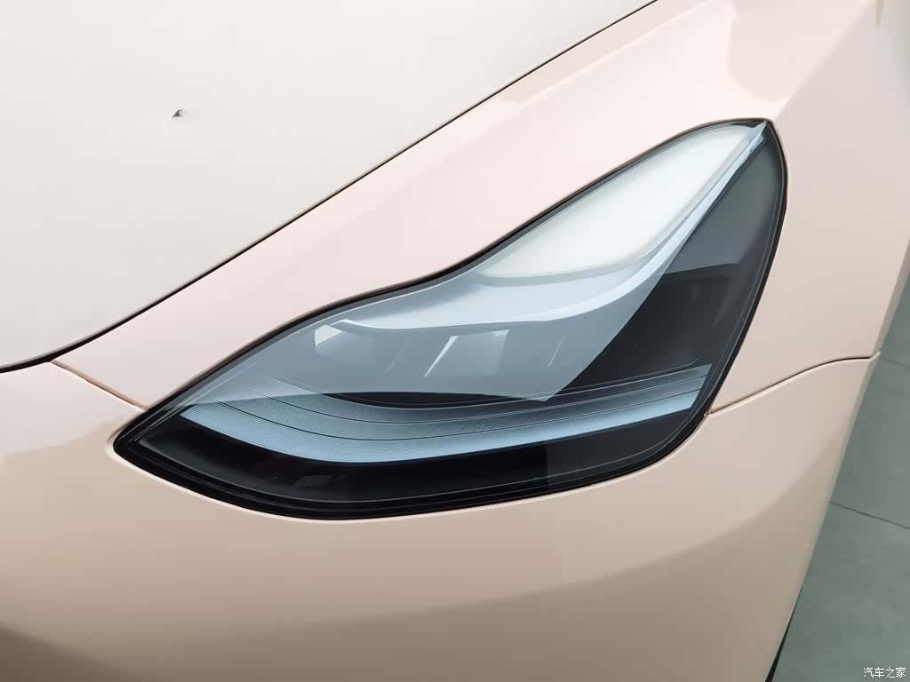 Tesla Model 3, 2023 7