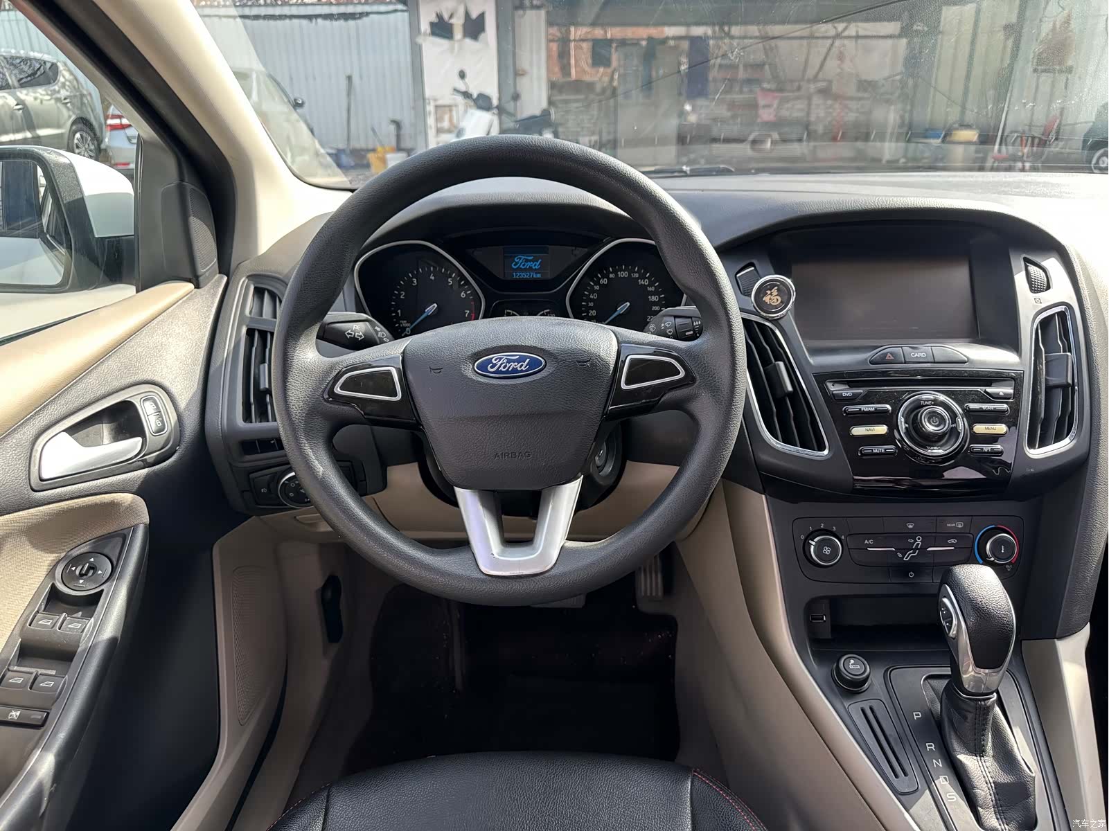 Ford Focus, 2016 6