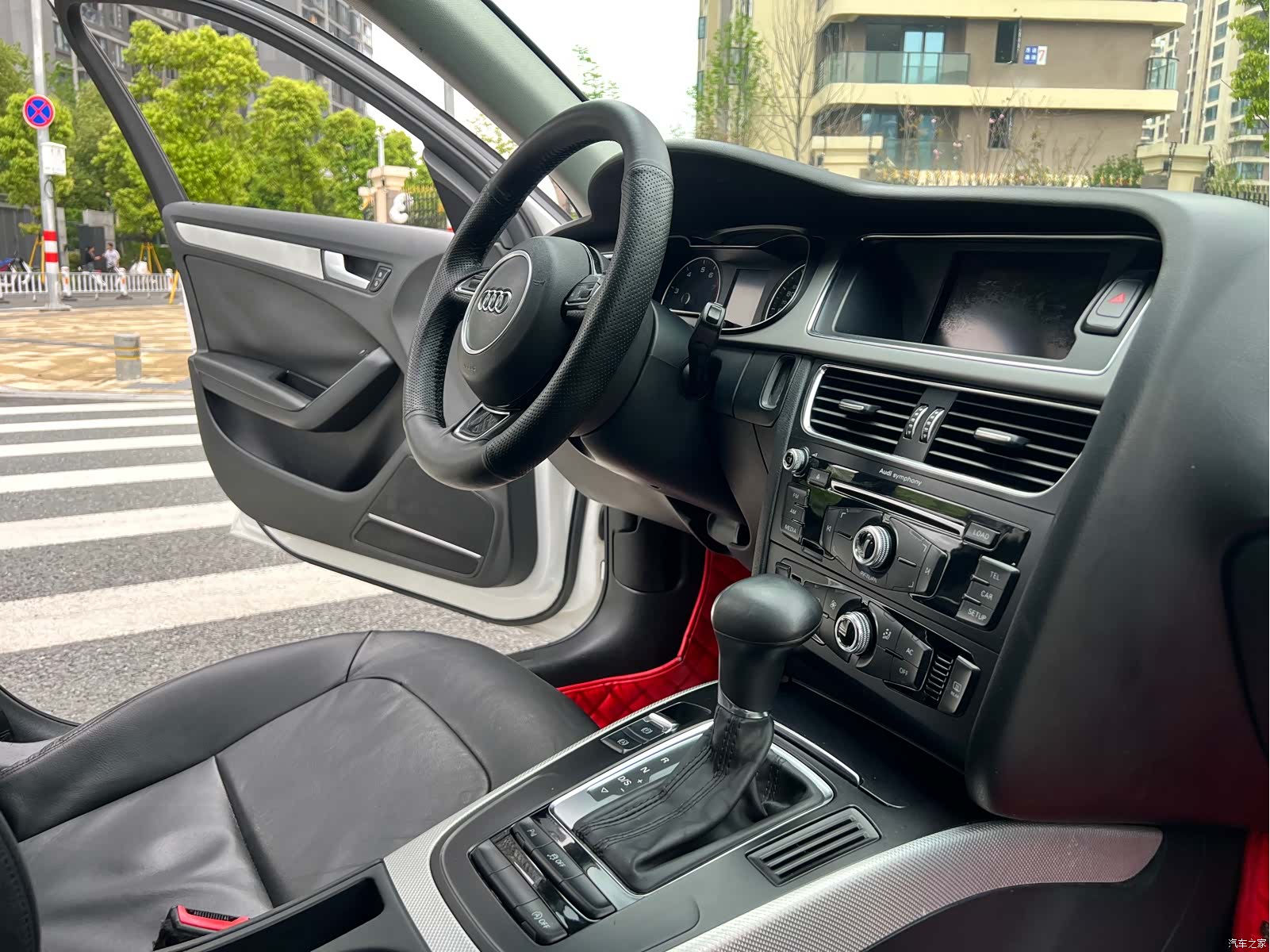Audi A4L, 2014 12