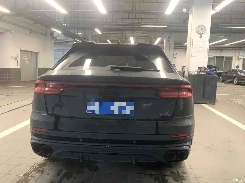 Audi Q8, 2023 6