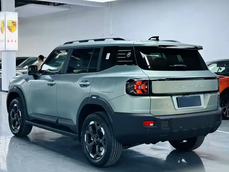 Jetour Free man