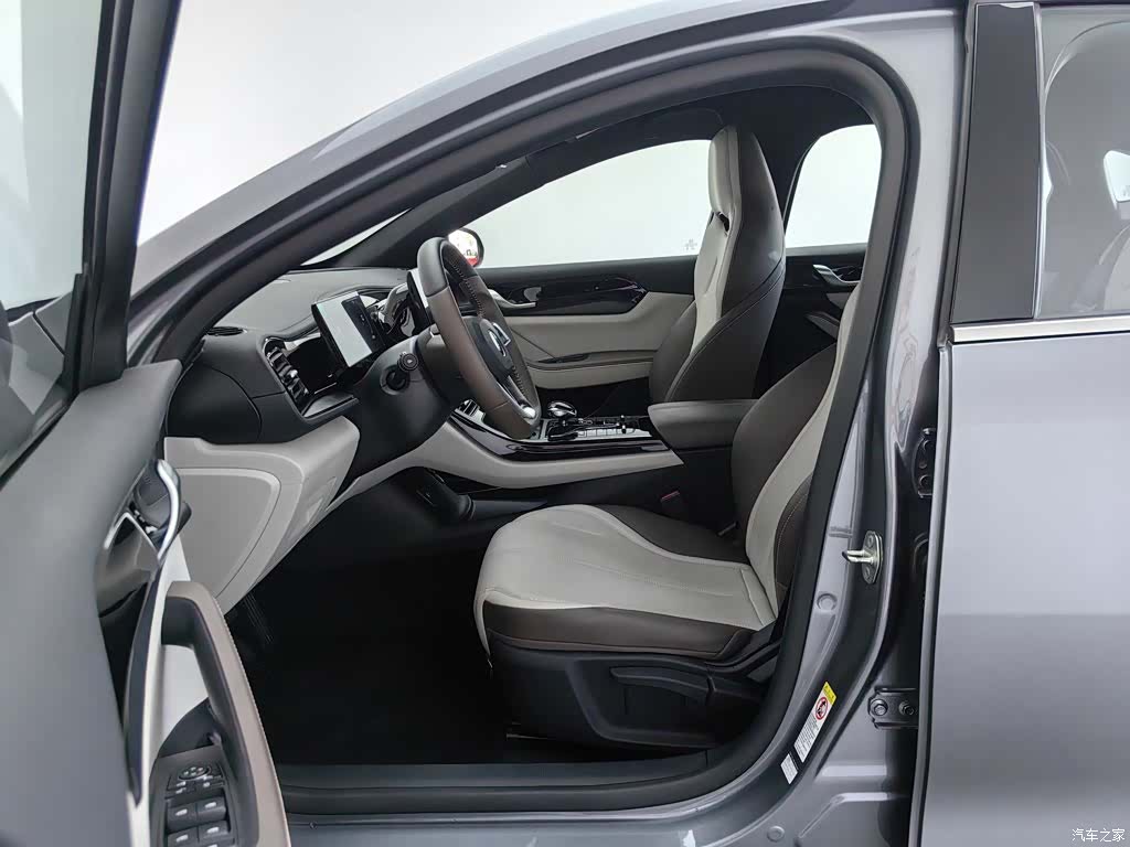 BYD Qin, 2024 10