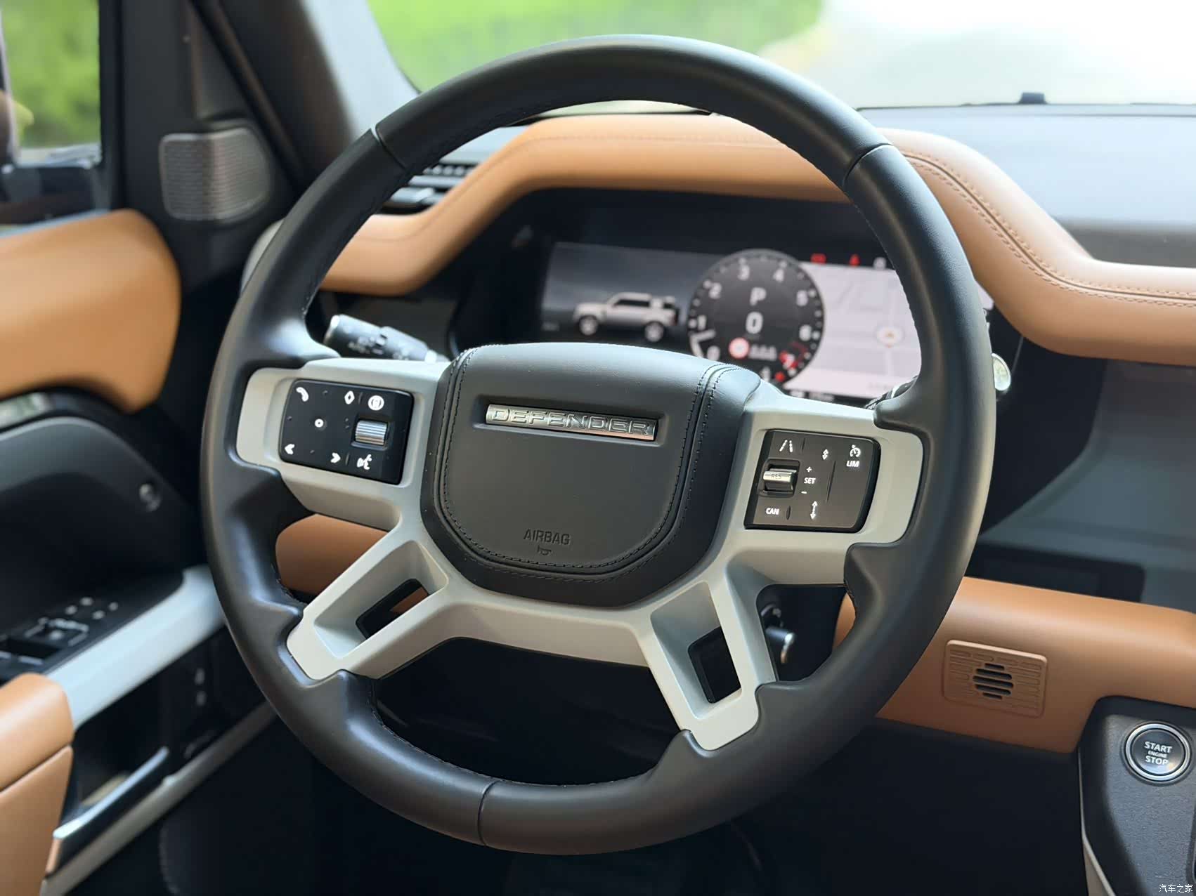 Land Rover Defender, 2024 9