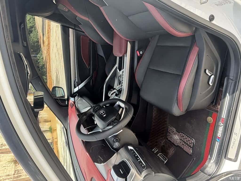 Geely Coolray, 2019 12