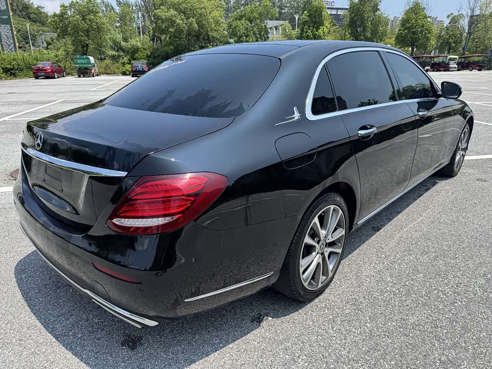 Mercedes-Benz E-class Mercedes-Benz E-class
