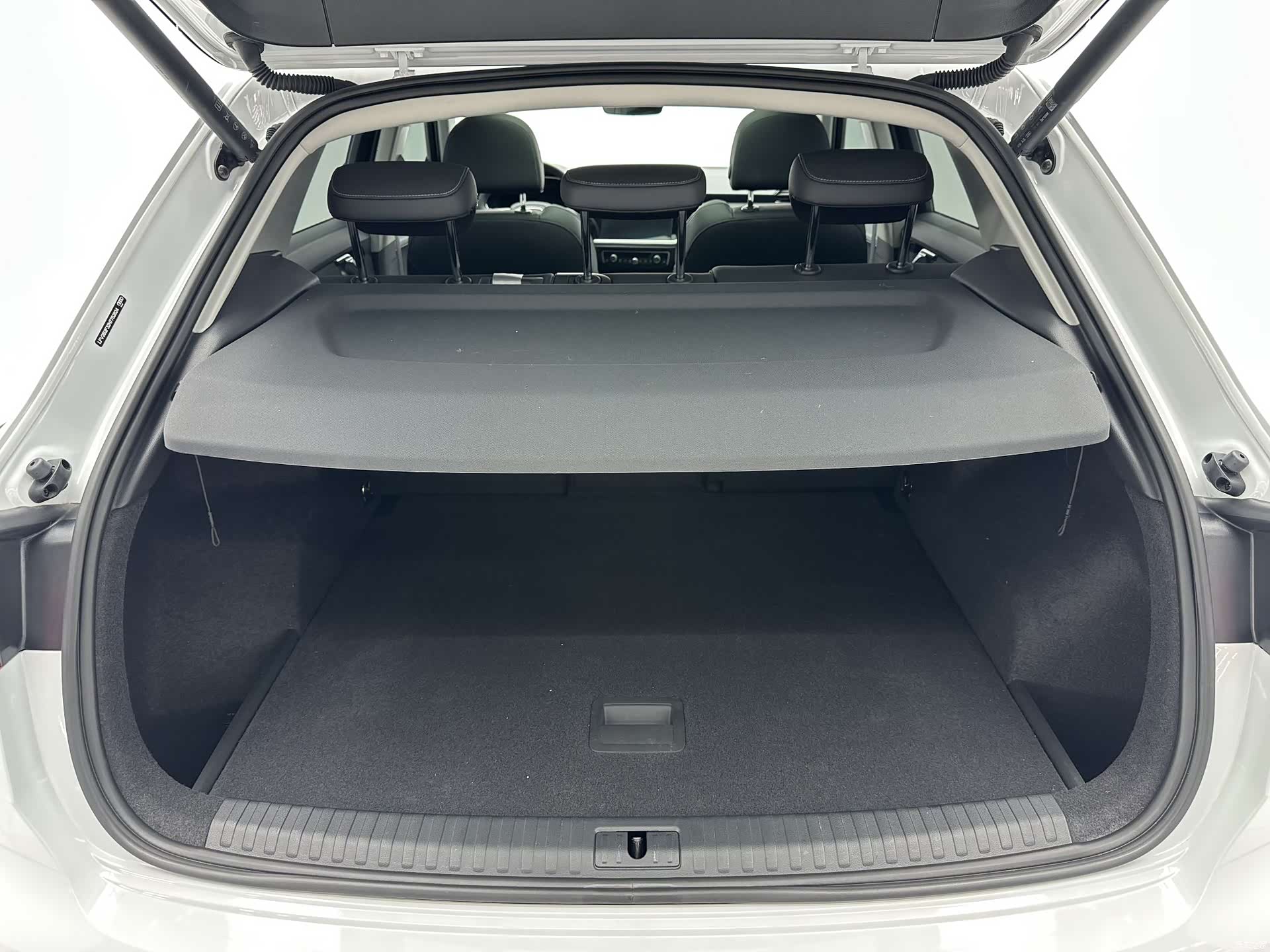 Audi Q3, 2022 18