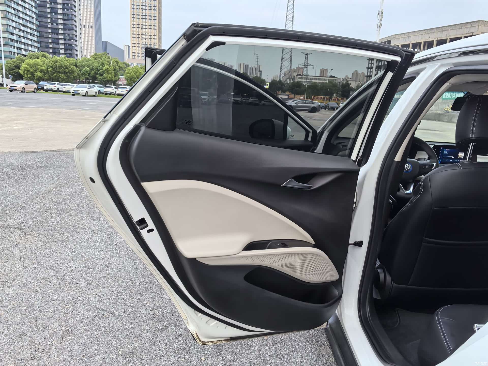 Buick Velite, 2022 19