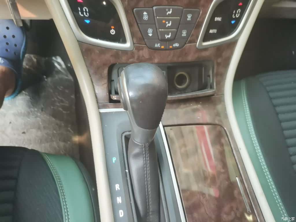 Buick LaCrosse, 2015 14