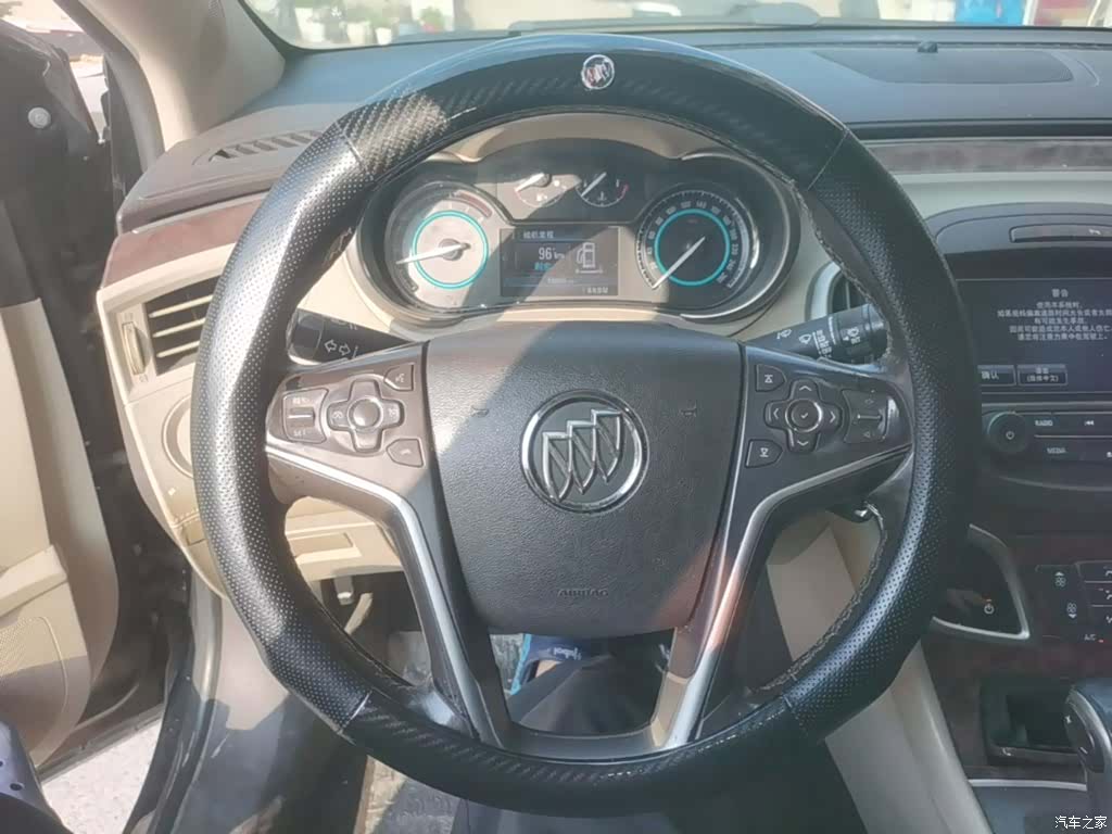 Buick LaCrosse, 2015 11