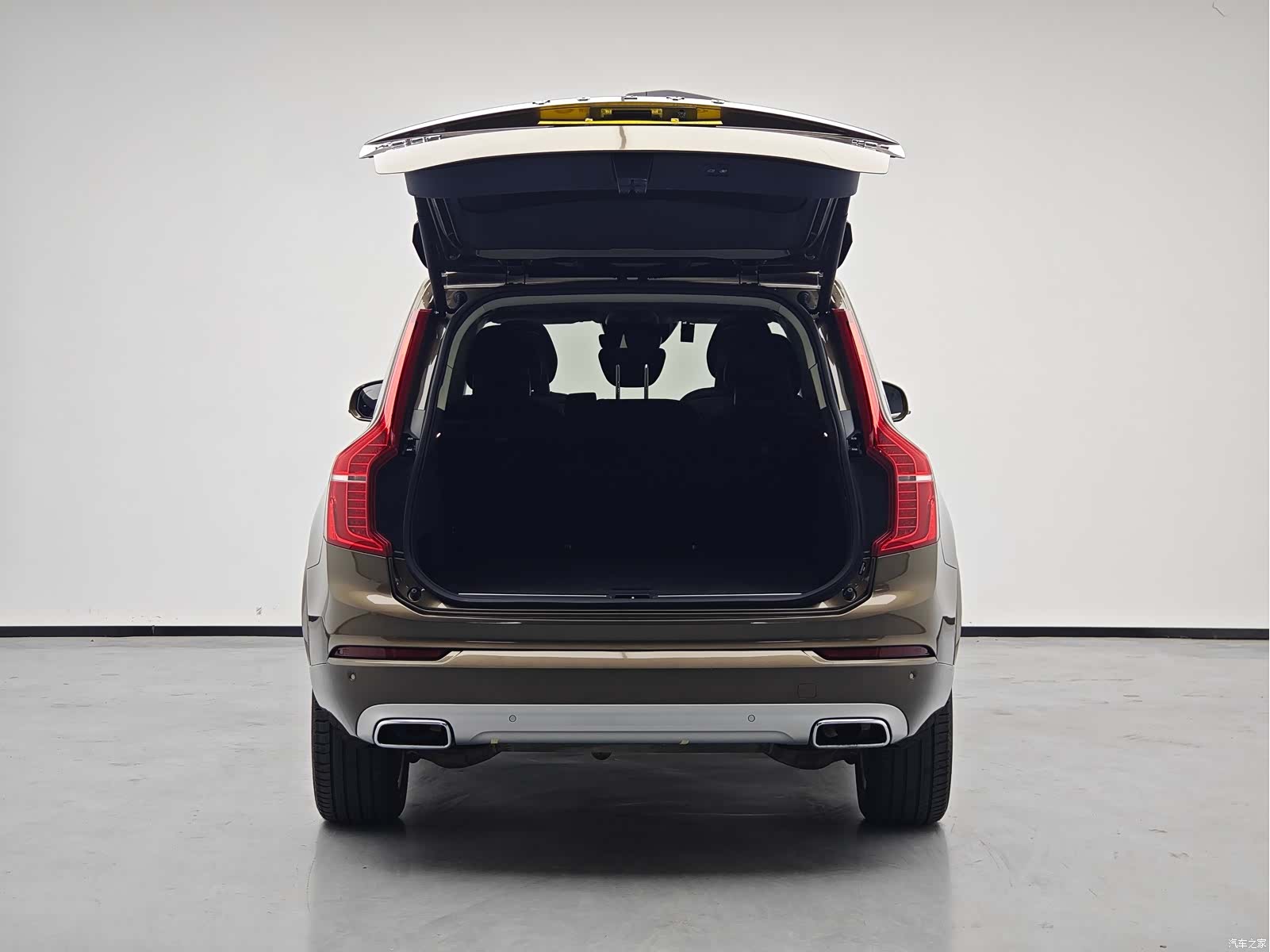 Volvo XC90, 2016 8