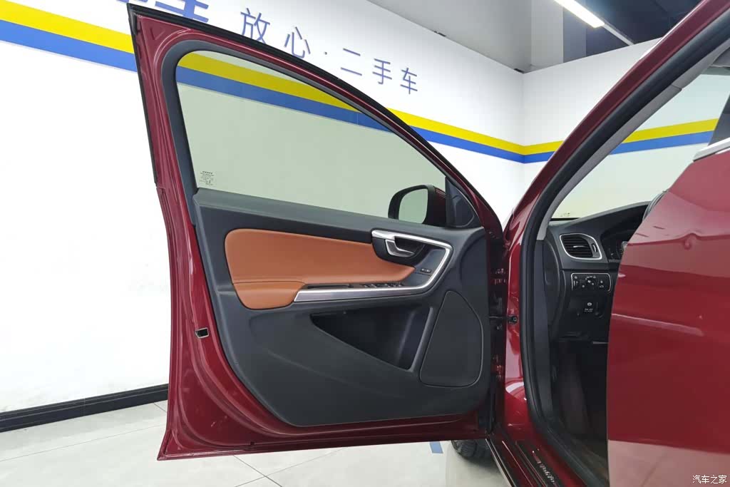 Volvo V60, 2015 7
