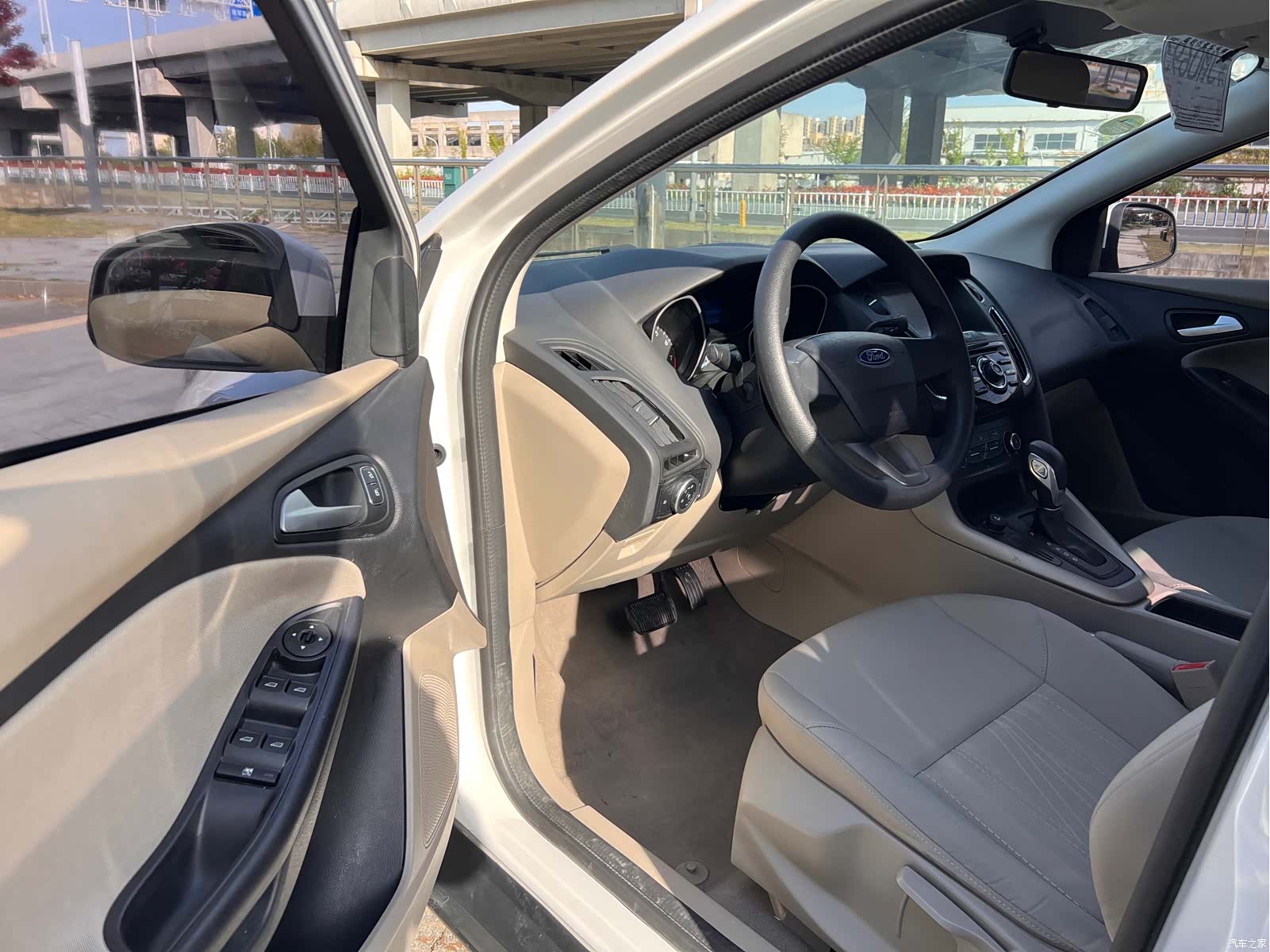 Ford Focus, 2016 19