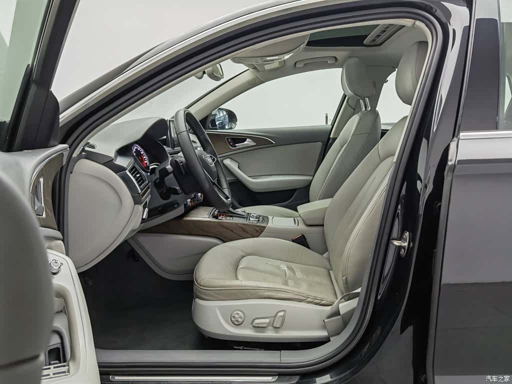 Audi A6L, 2014 10