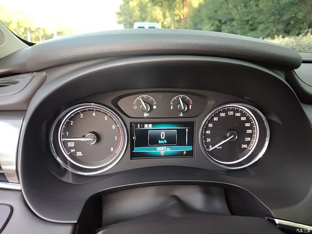Buick LaCrosse, 2017 12