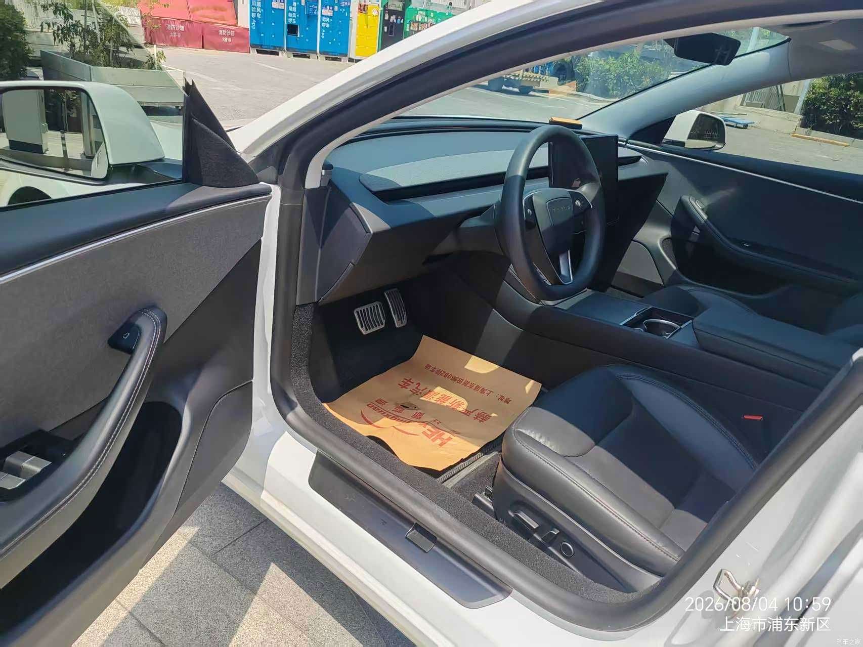Tesla Model 3, 2024 все фото