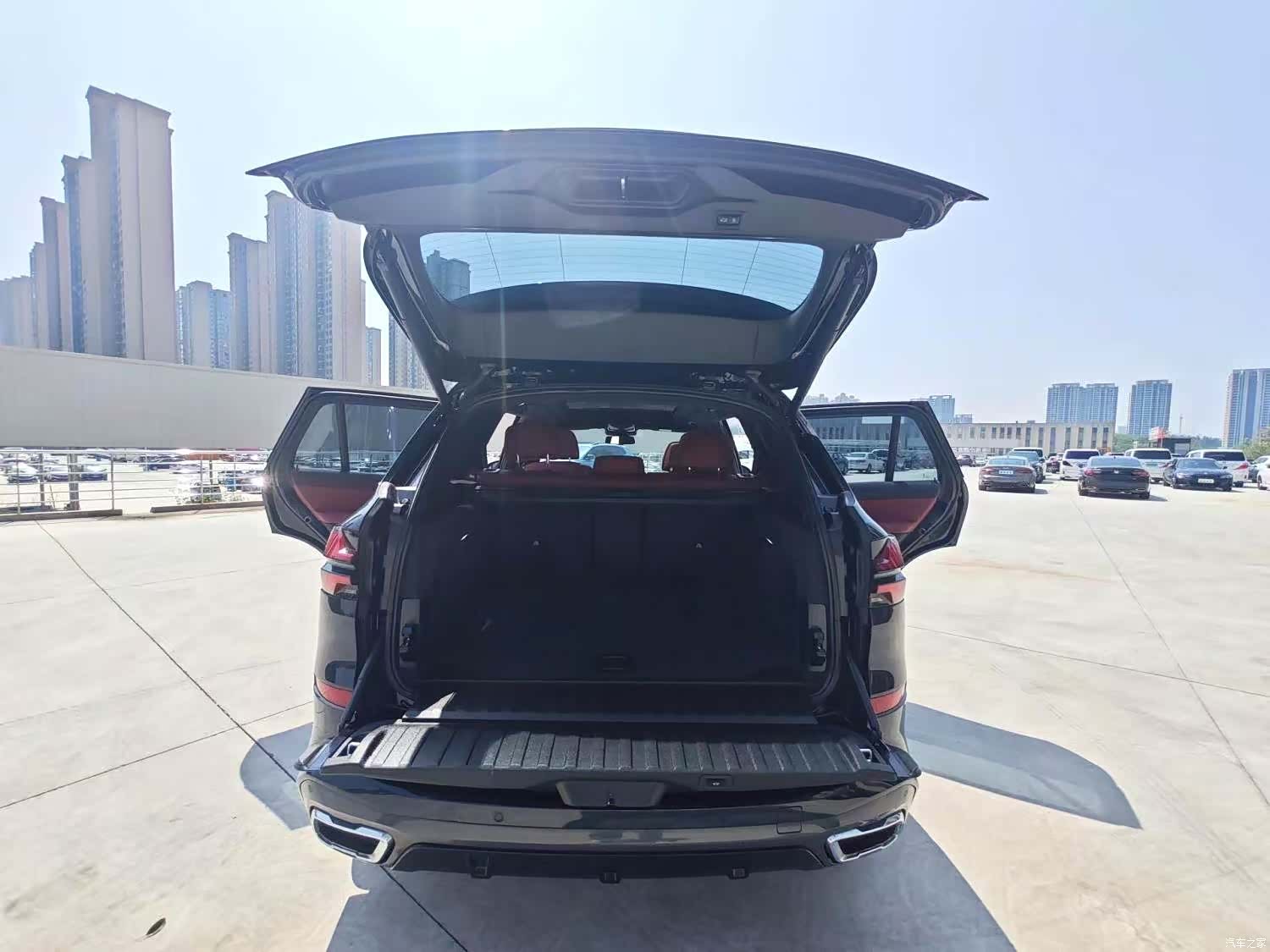 BMW X5, 2025 6