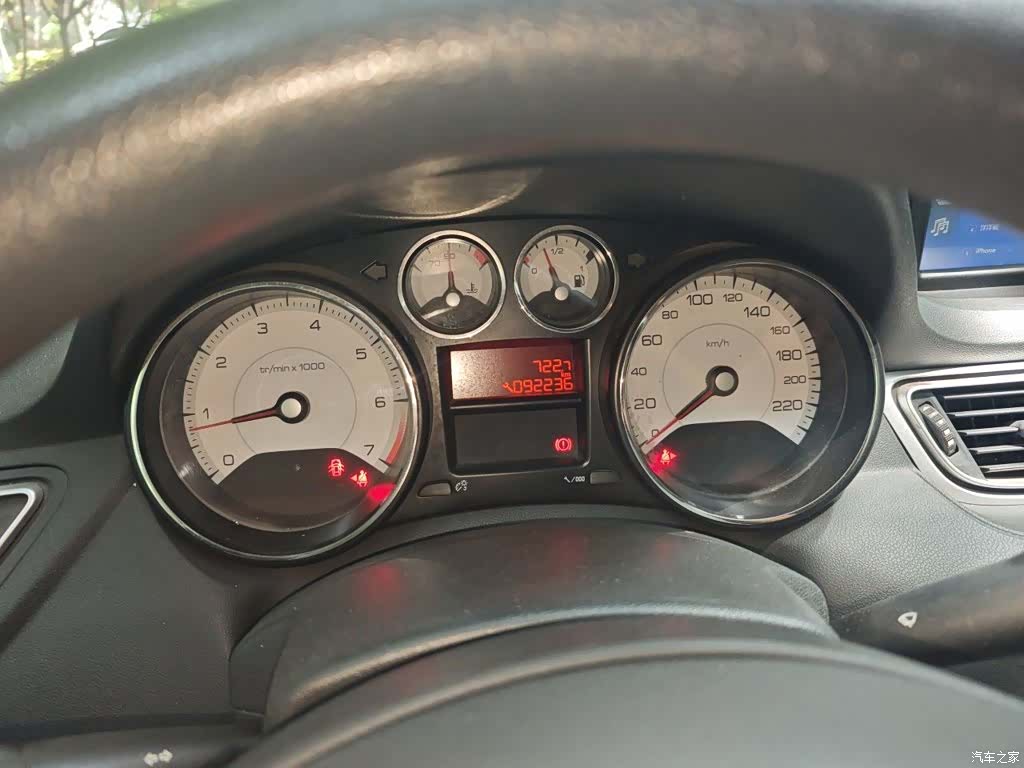 Peugeot 308, 2015 12