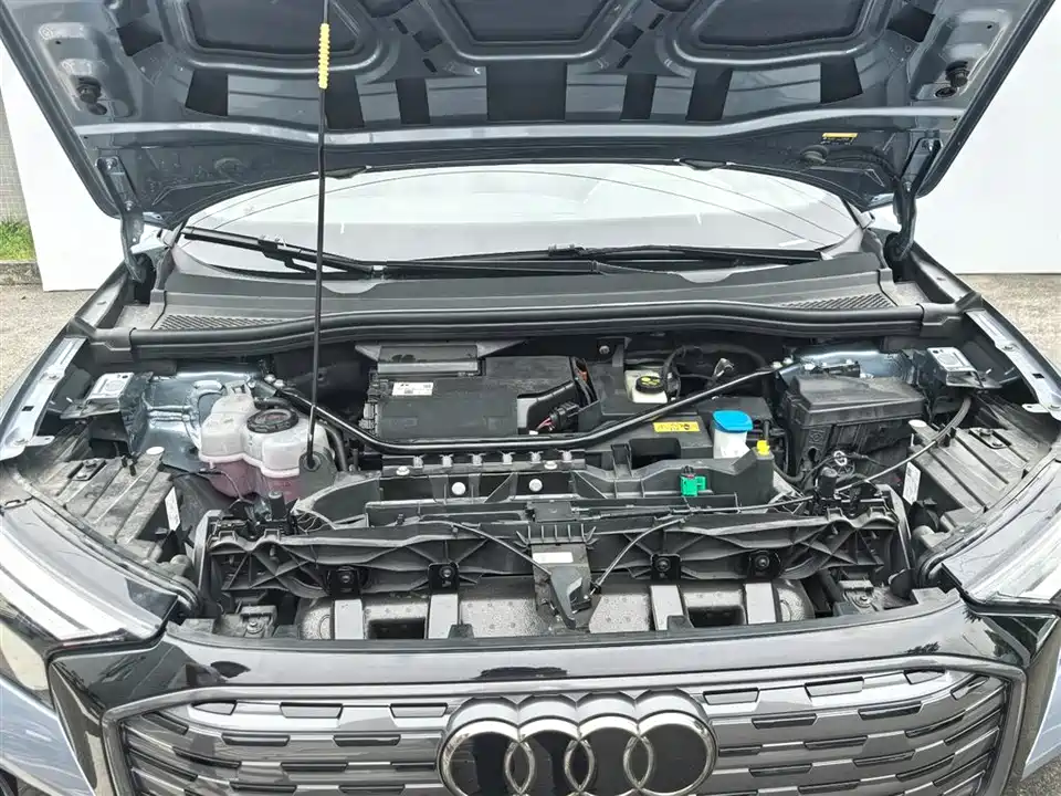 Audi Q4