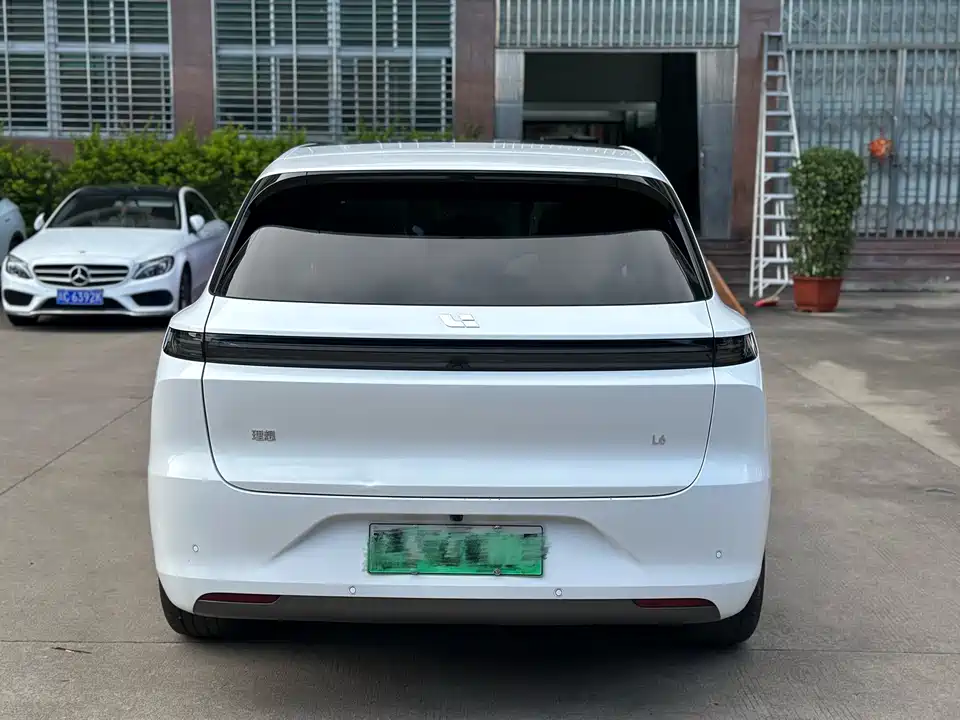Li Auto Ideal L6