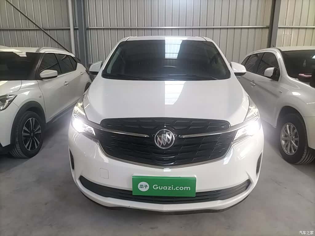 Buick GL8, 2022 3