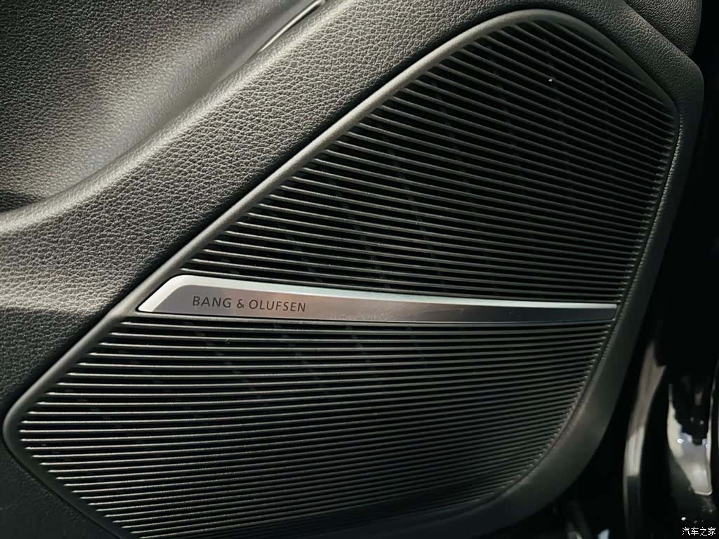 Audi Q7, 2023 13
