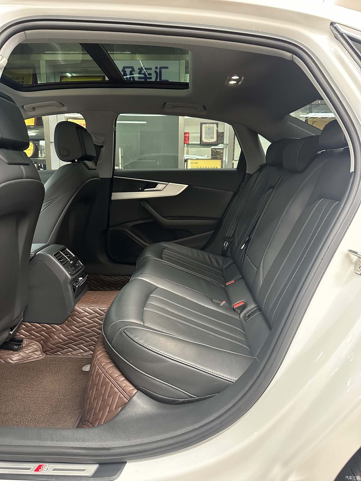 Audi A4L, 2023 9