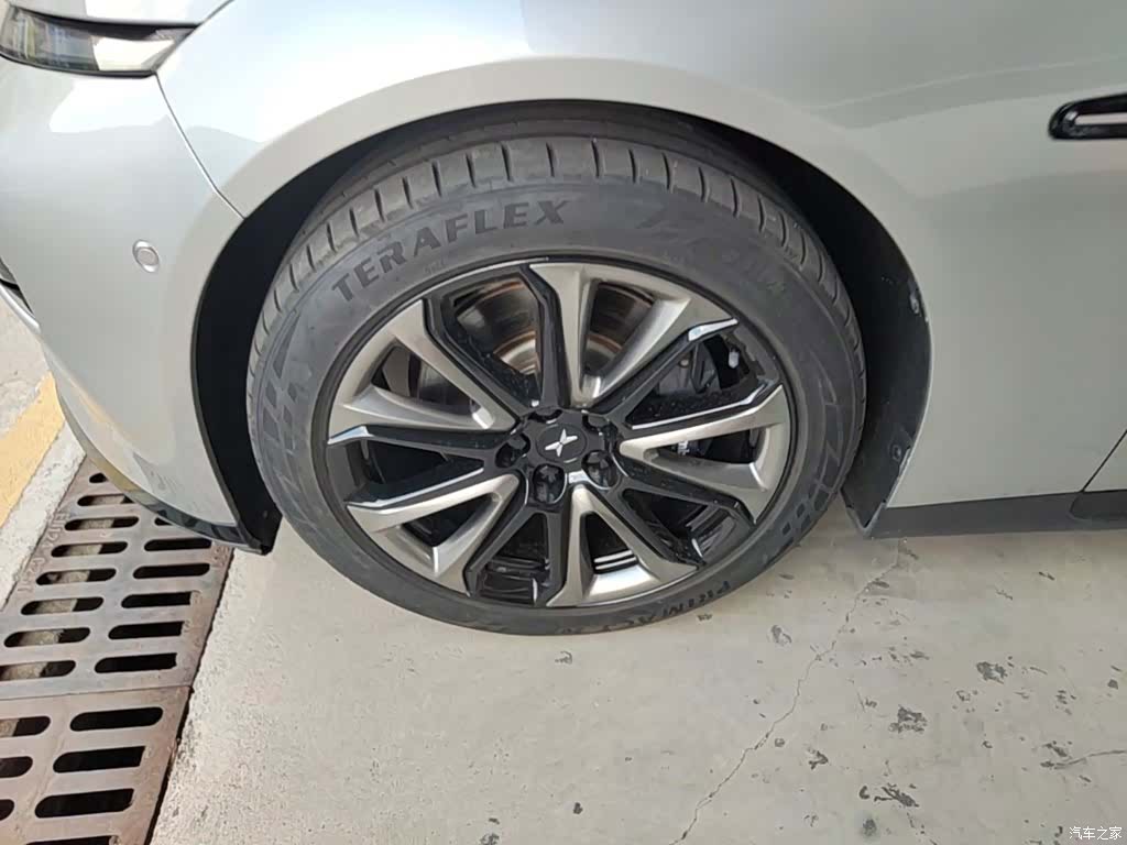 Xpeng P7, 2021 23