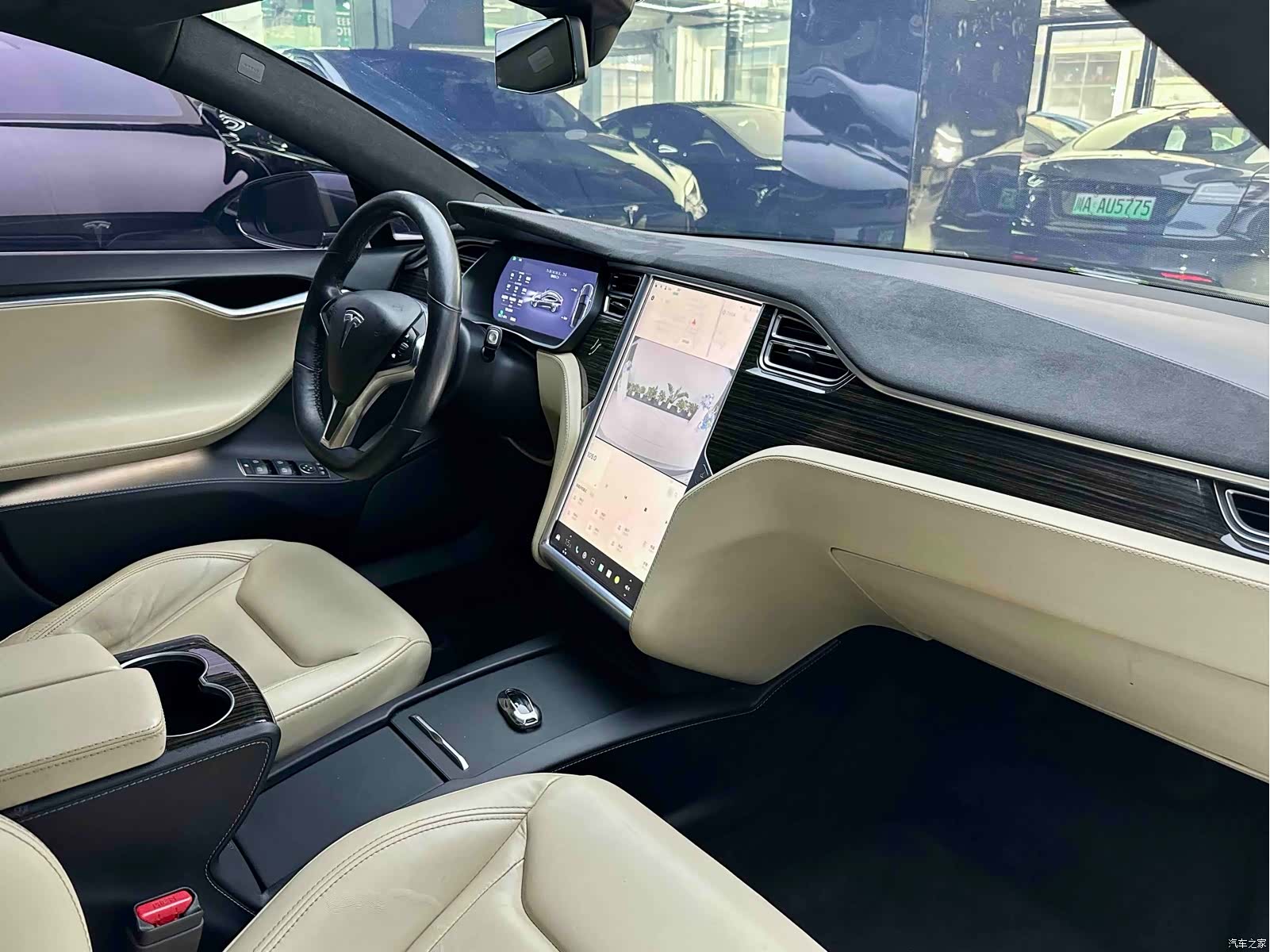 Tesla Model S, 2016 9