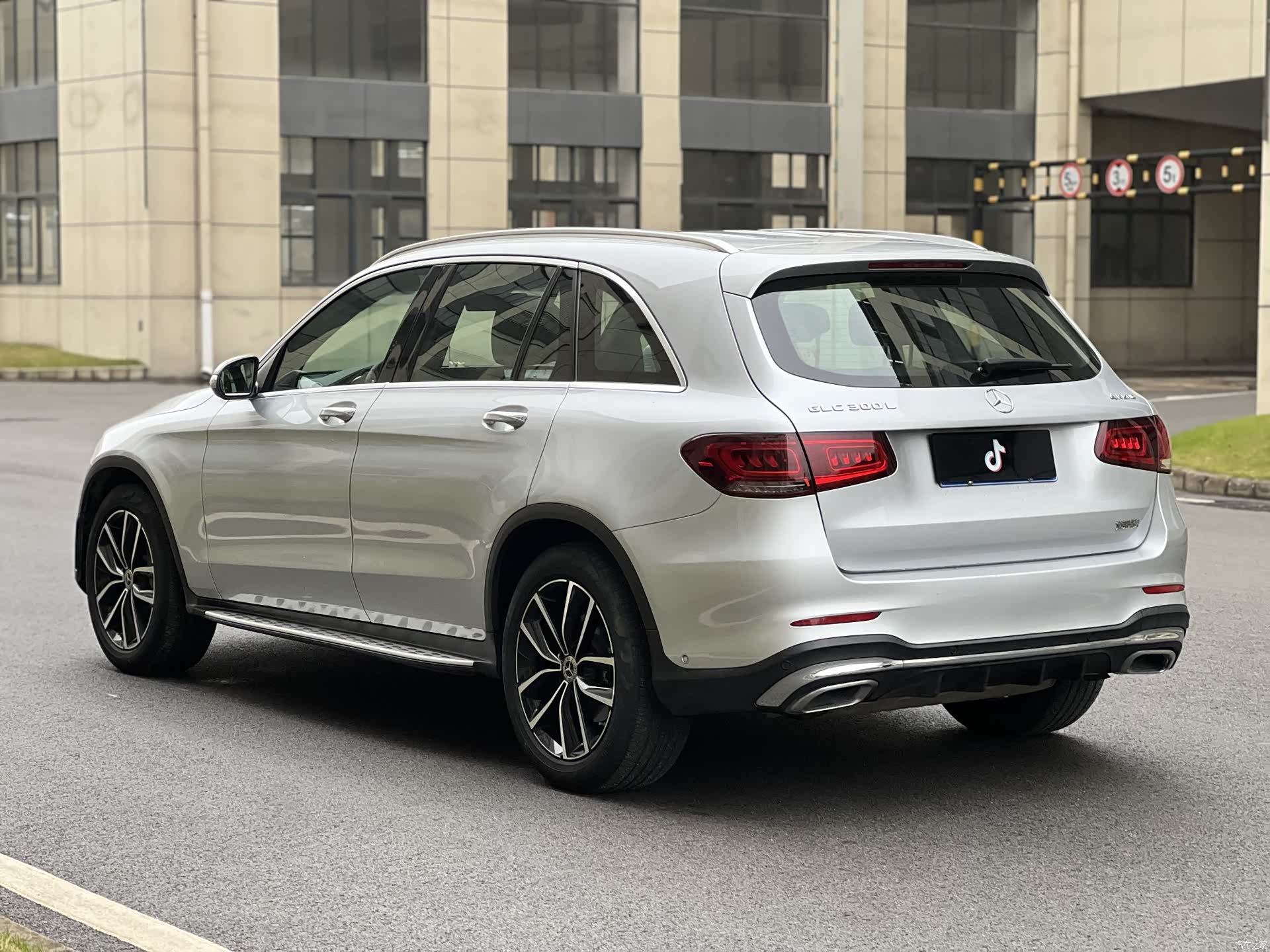 Mercedes-Benz GLC, 2020 15