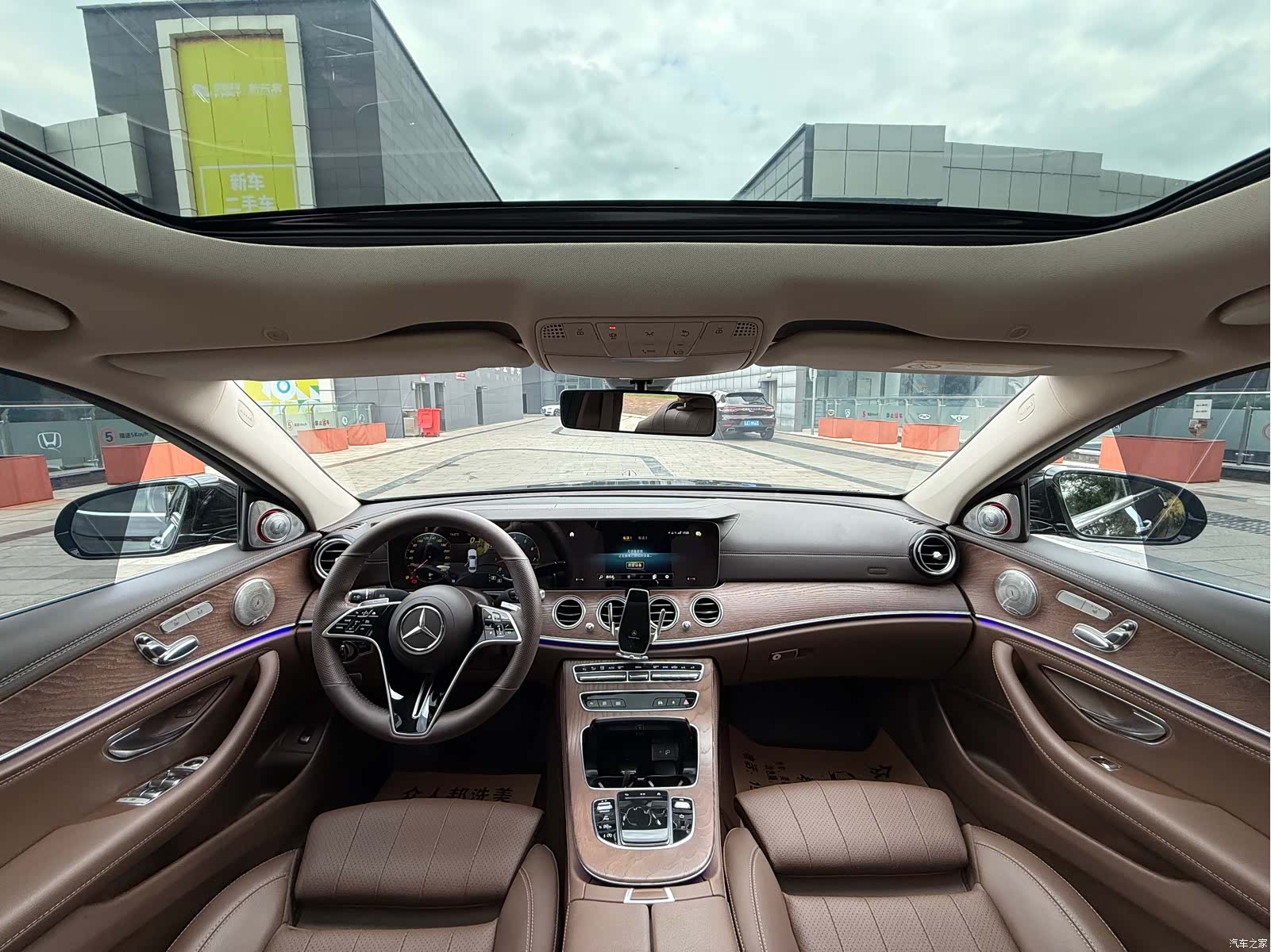 Mercedes-Benz E-Class, 2022 все фото