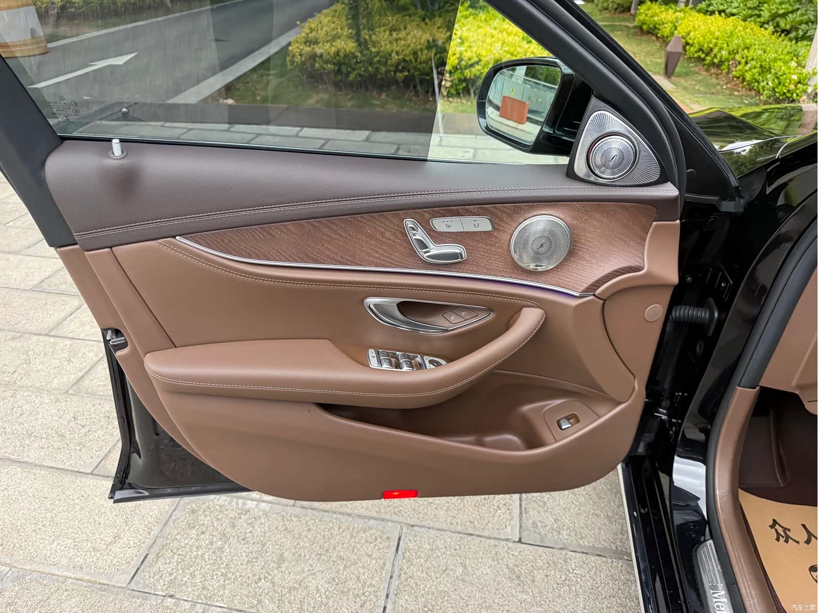 Mercedes-Benz E-Class, 2022 17