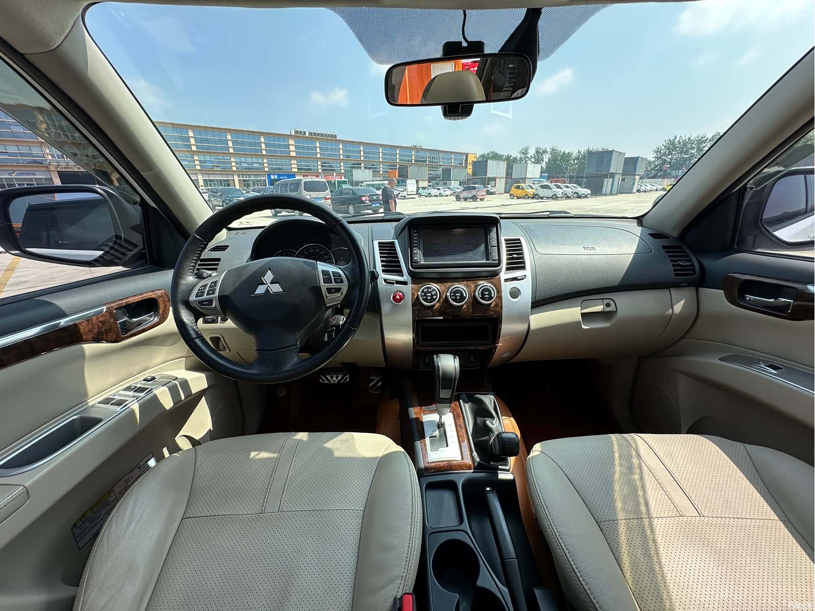 Mitsubishi Pajero, 2017 7