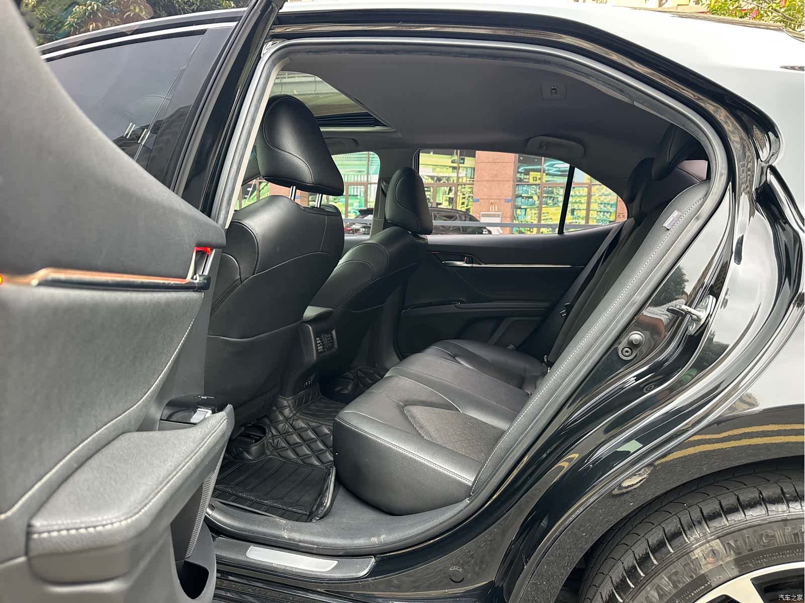 Toyota Camry, 2019 12