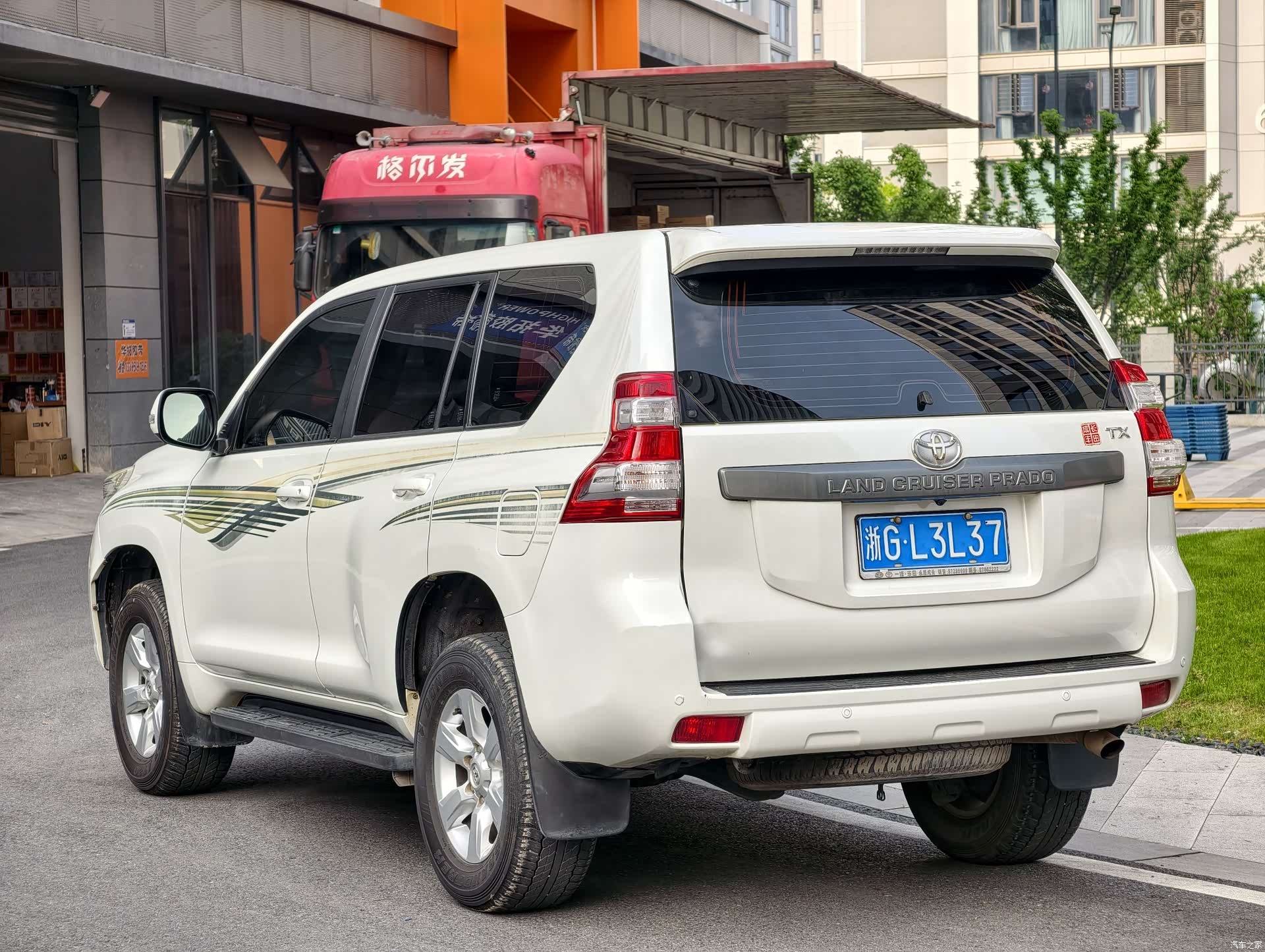 Toyota Prado, 2014 3