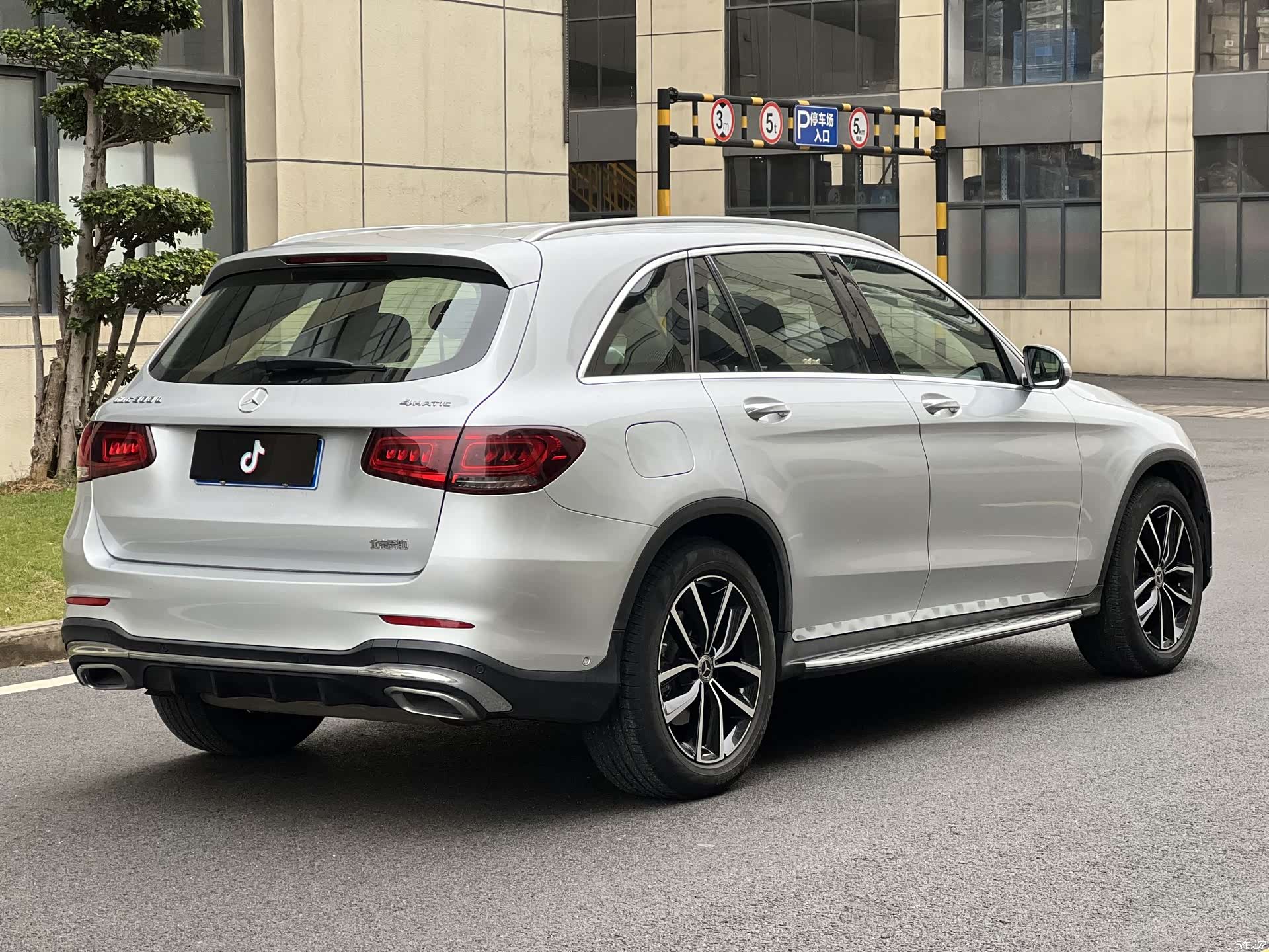 Mercedes-Benz GLC, 2020 12