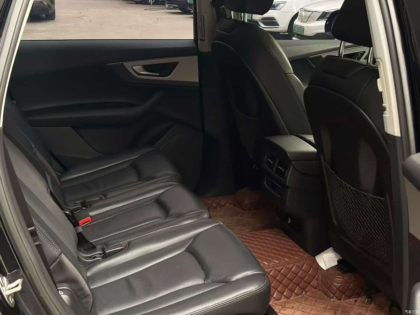 Audi Q7, 2019 6