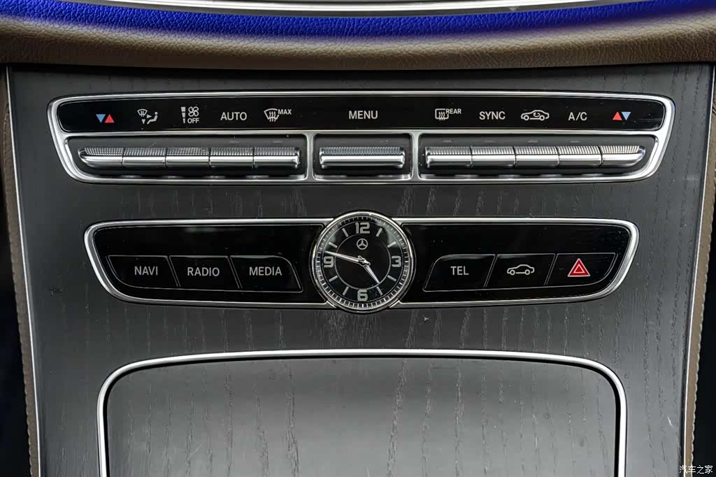 Mercedes-Benz E-Class, 2020 30