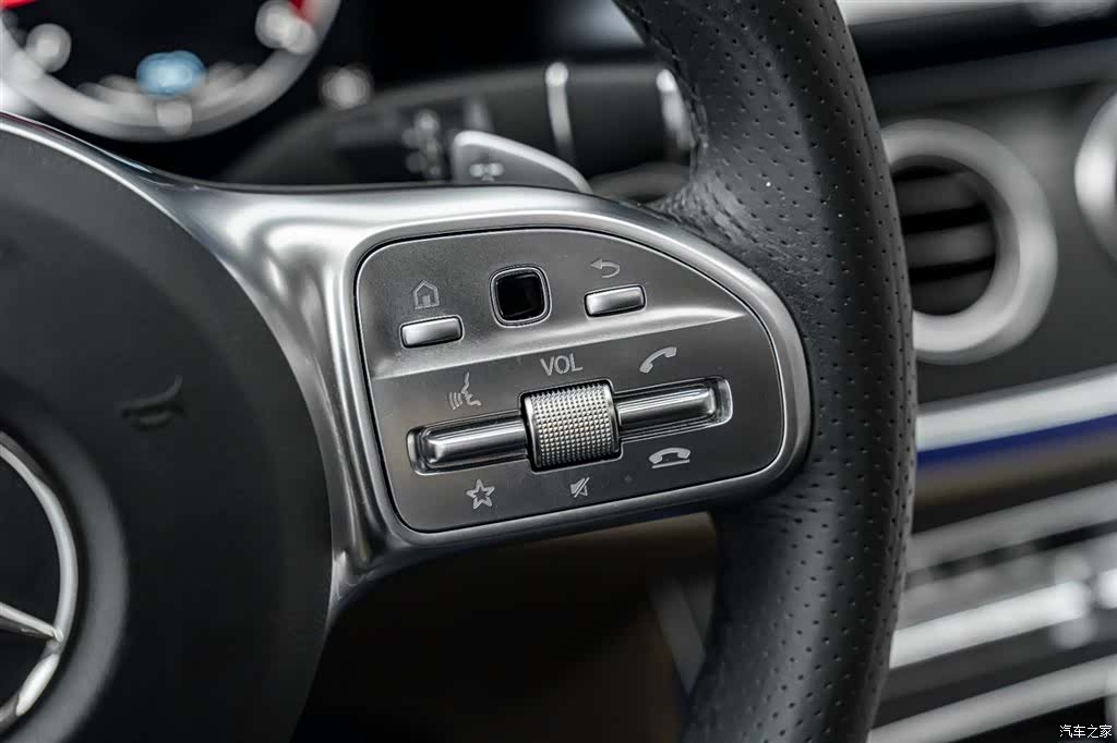 Mercedes-Benz E-Class, 2020 10