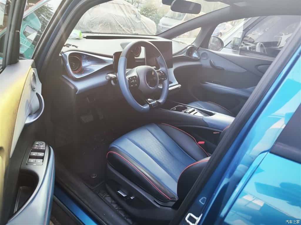 BYD Dolphin, 2022 6