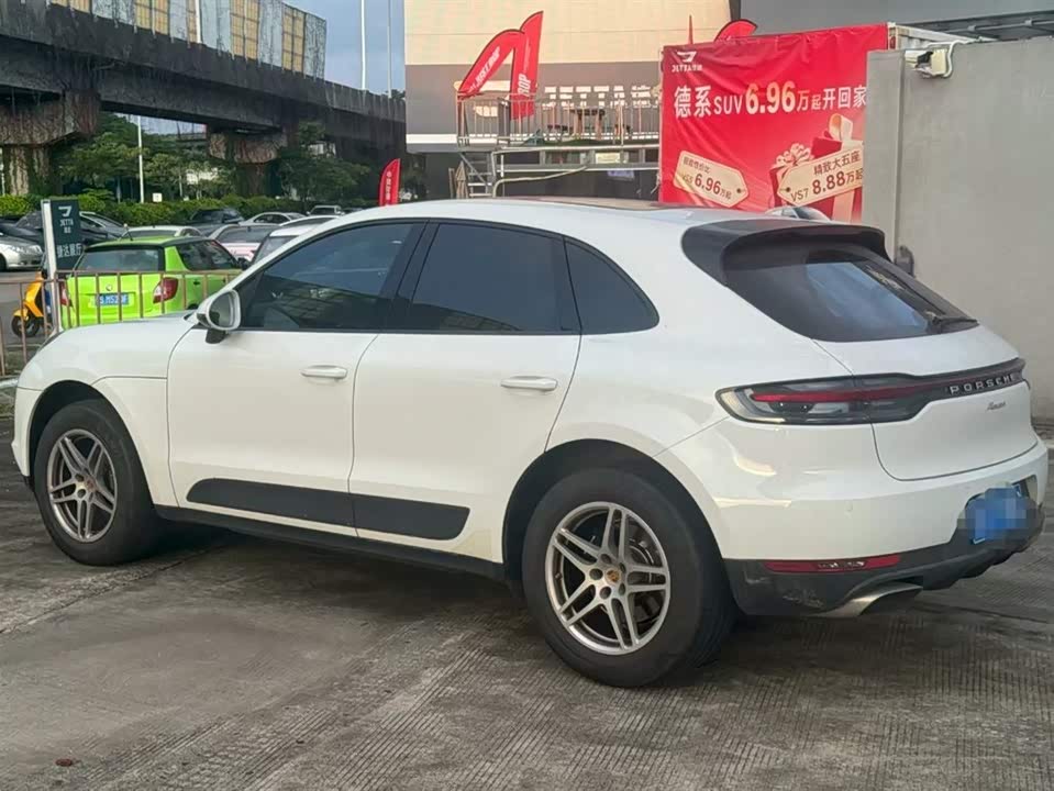Porsche Macan