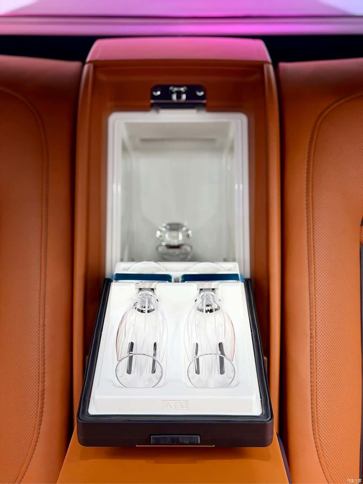 Rolls-Royce Cullinan, 2020 16